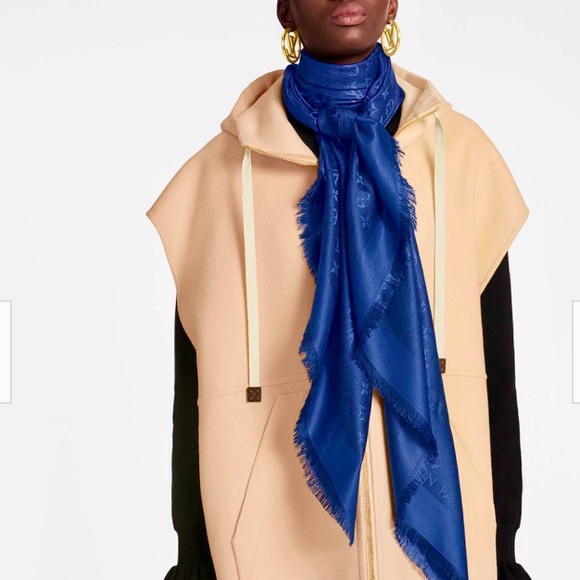 Louis Vuitton Accessories - Louis Vuitton Monogramed Shawl in Night Blue